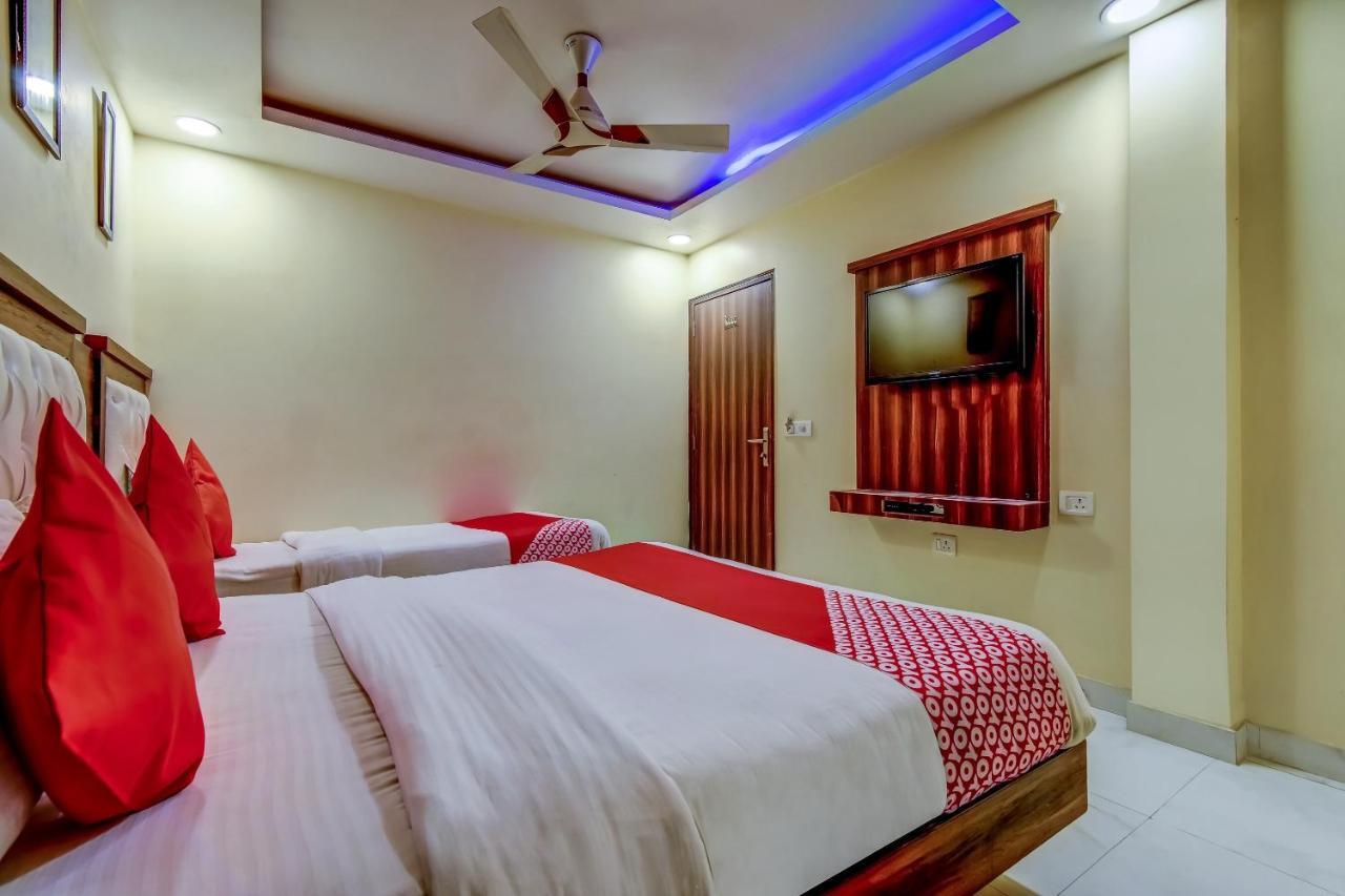 Hotel Sarthak Palace - By Pooja Hospitality Neu-Delhi Exterior foto