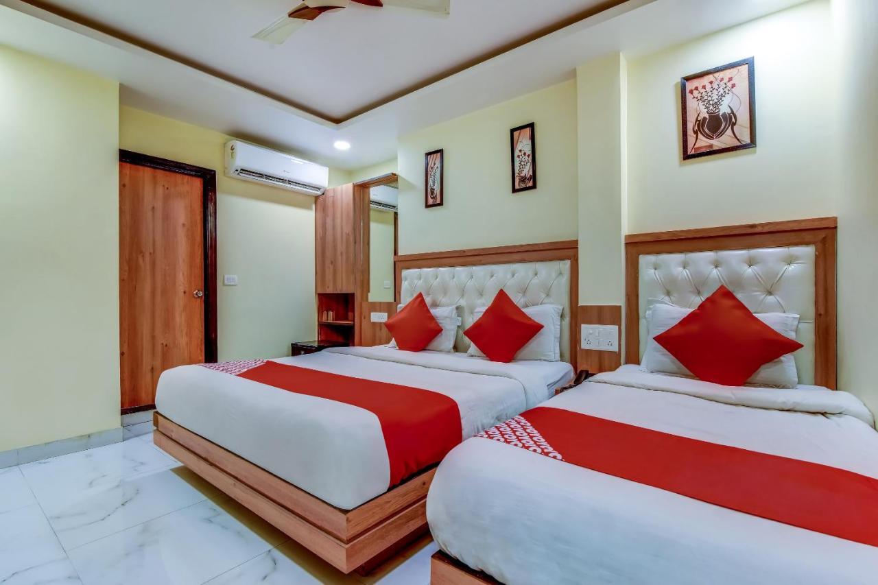 Hotel Sarthak Palace - By Pooja Hospitality Neu-Delhi Exterior foto